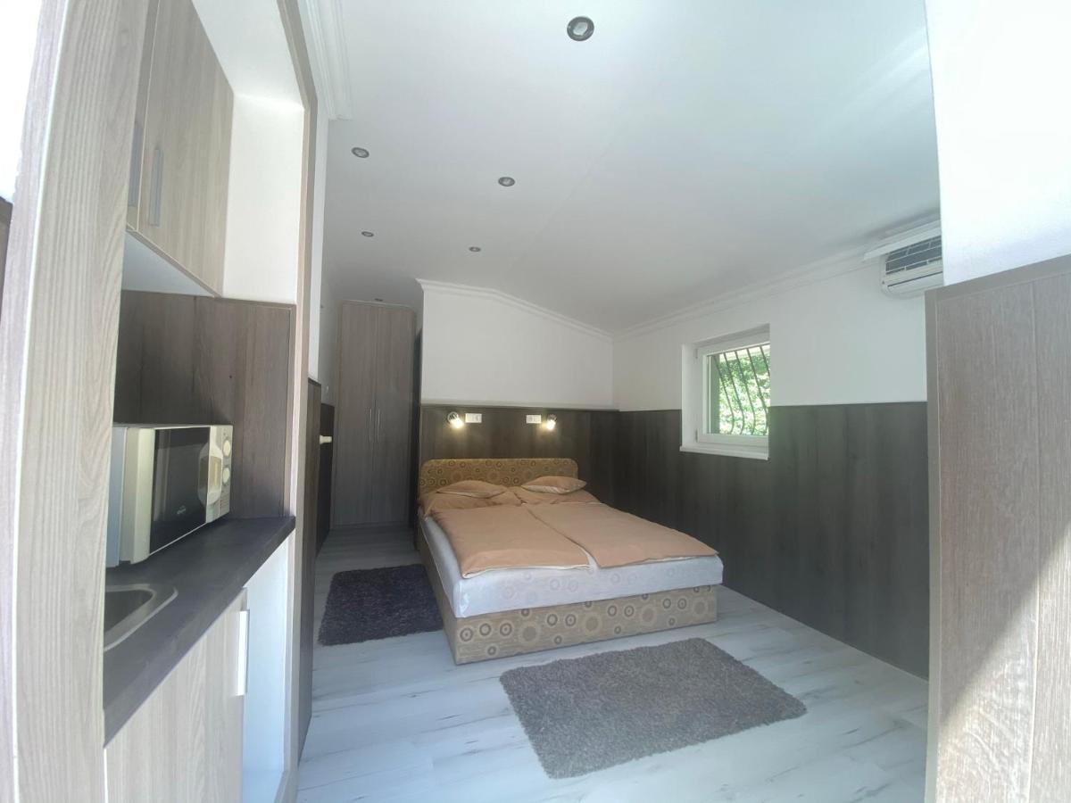 Holiday Apartmanház Balatonfüred Dış mekan fotoğraf