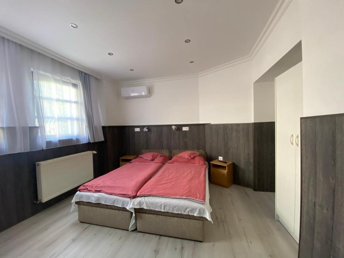 Holiday Apartmanház Balatonfüred Dış mekan fotoğraf